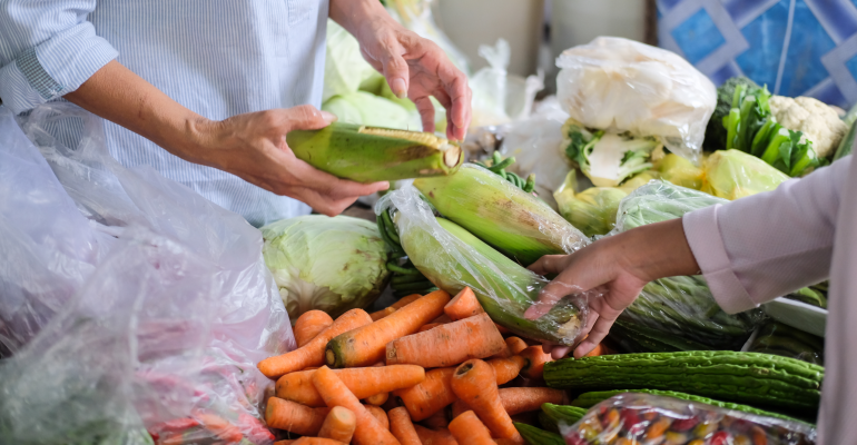 STRATEGI PEMASARAN HASIL TANI YANG BIKIN PETANI UNTUNG MAKSIMAL