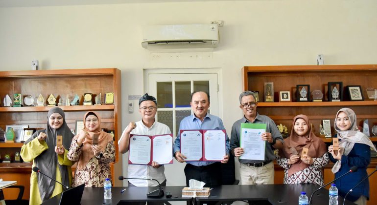LPA2I DORONG INOVASI KAYU IPB TEMBUS INDUSTRI DAN PASAR